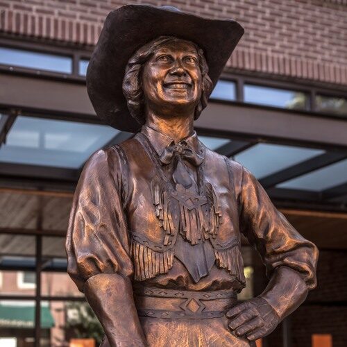 Kathleen-Mclintock-Bronze-t500x500 Kathleen-Mclintock-Bronze-t500x500